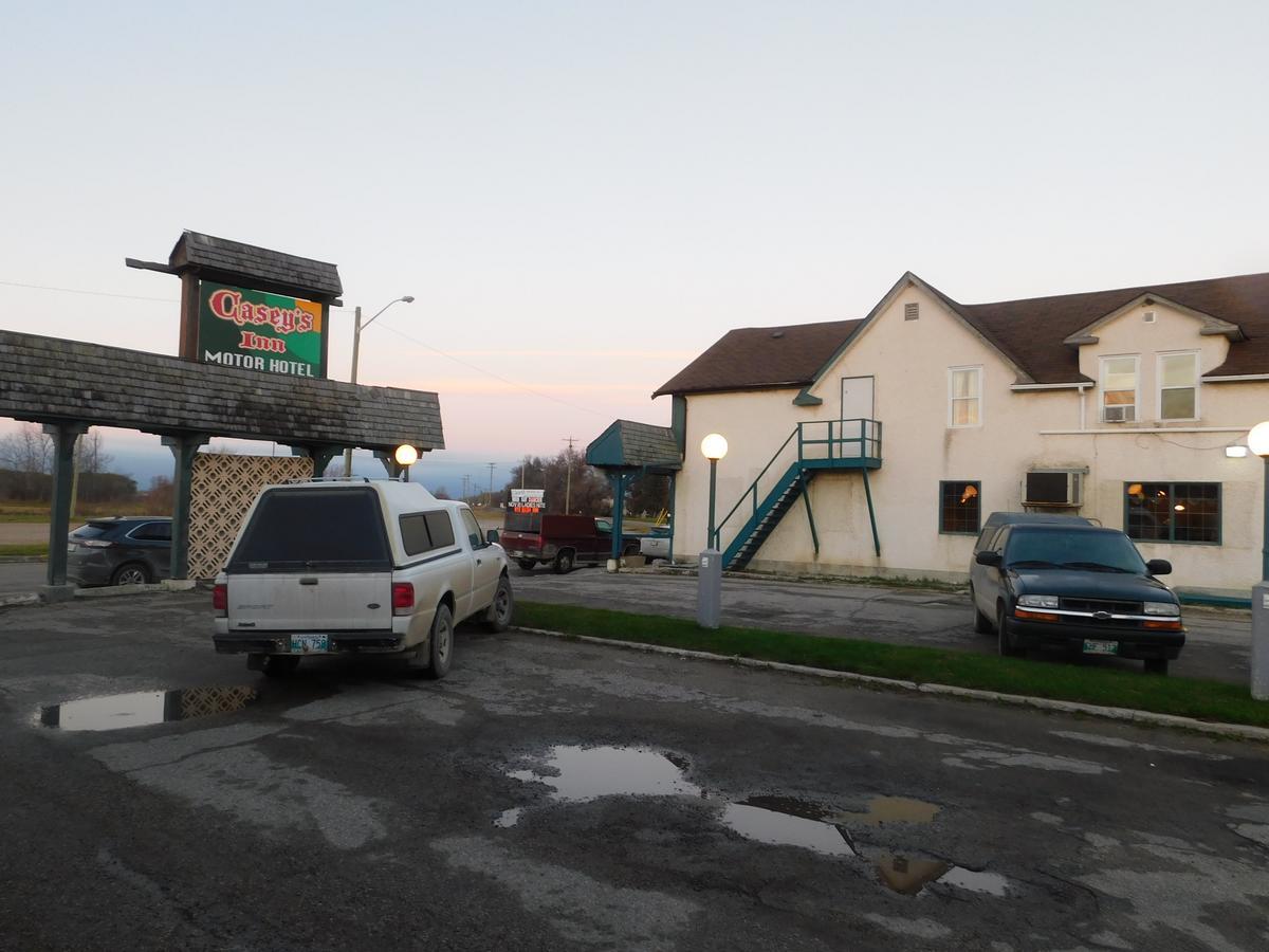 Casey'S Inn Lac du Bonnet Ngoại thất bức ảnh